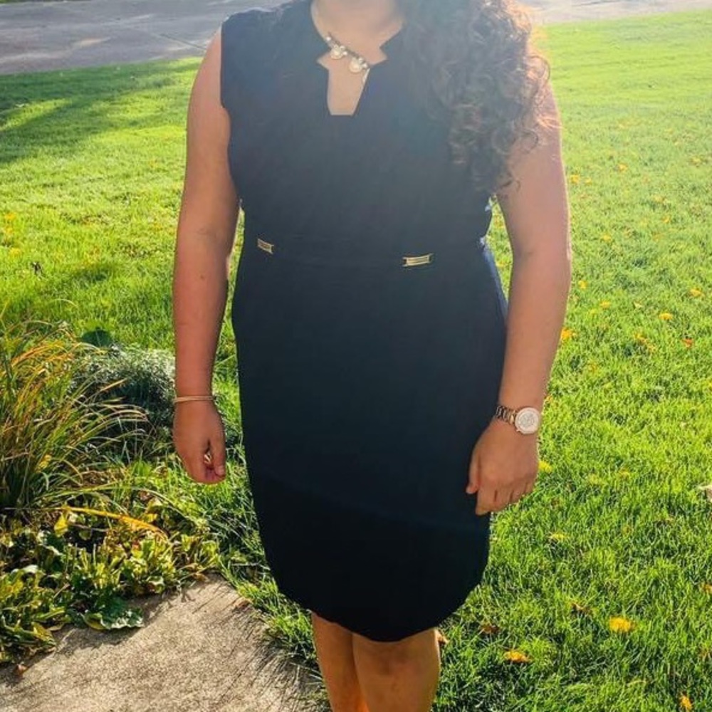 LIKE NEW NAVY BLUE DRESS SIZE 18